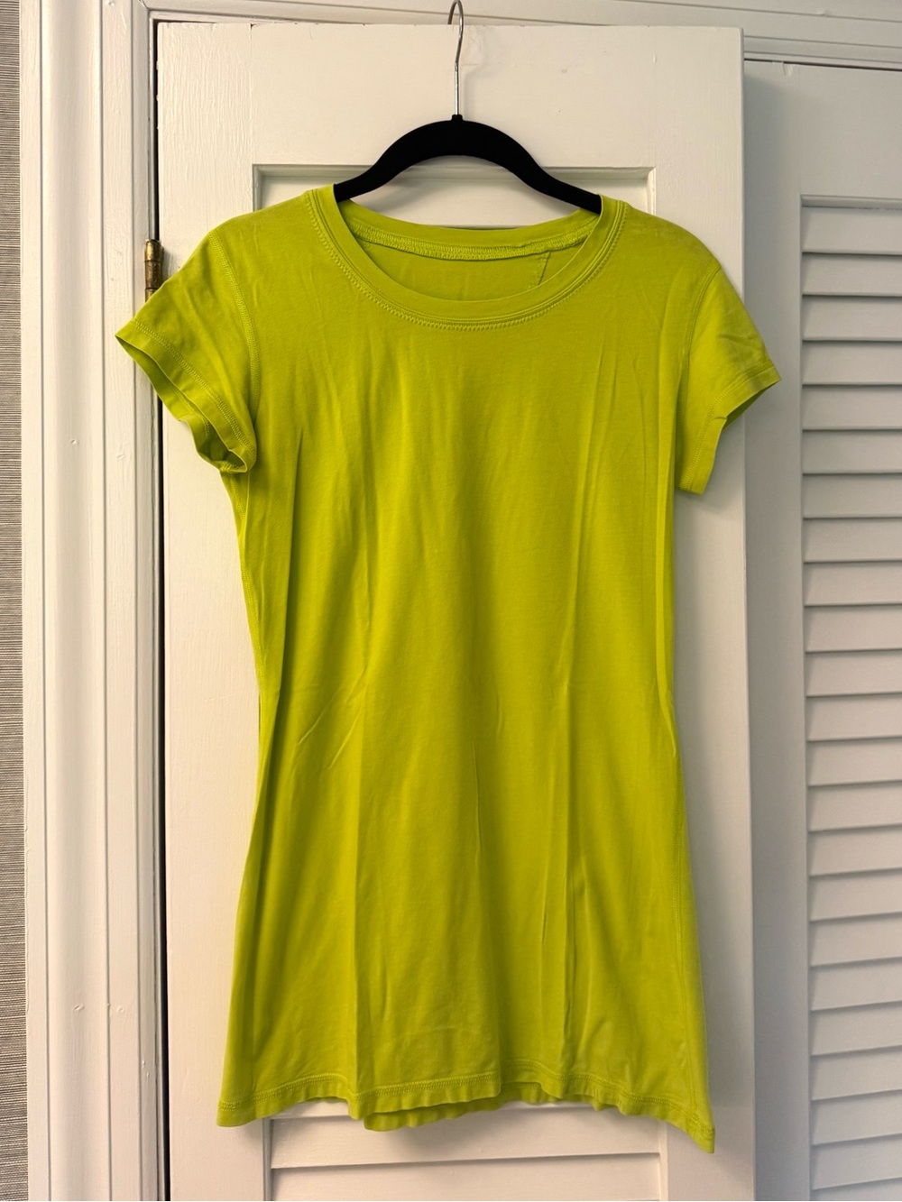 Lululemon lime green workout tee